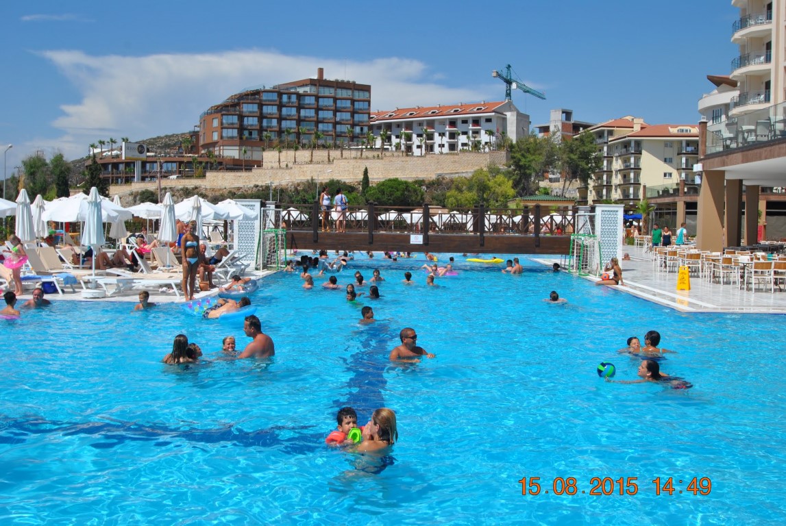 imagini hotel RAMADA KUSADASI